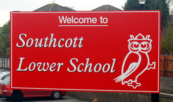 Southcott Lower School sign